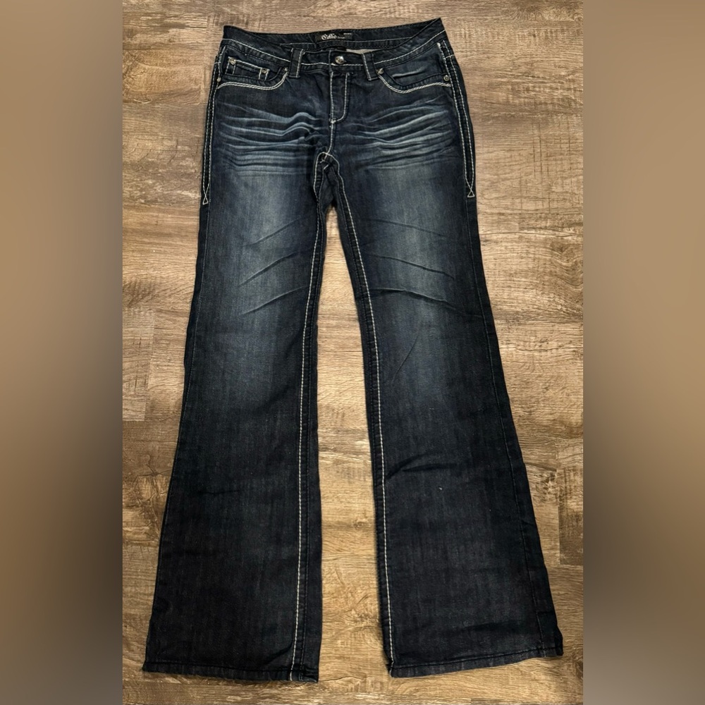 Cello Jeans, Size 11, Medium Wash, Rhinestone Back Pockets